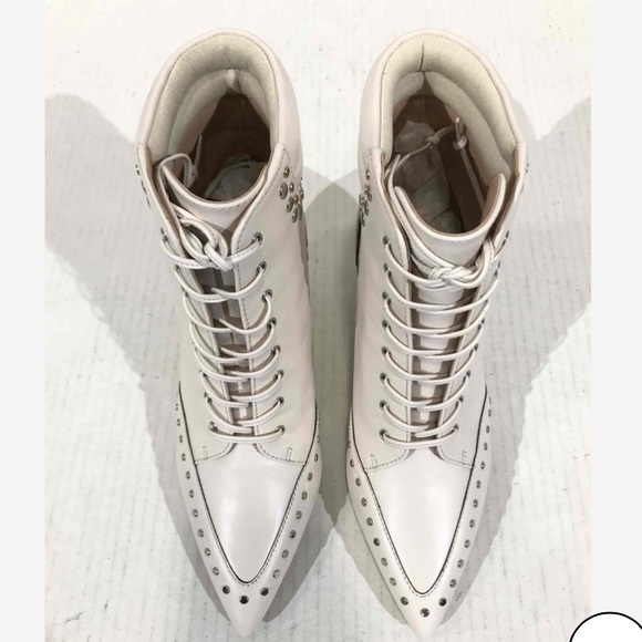 Coach X Tabitha Simmons Jaden Lace Up Booties in Chalk, Size 5 - Picture 5 of 13